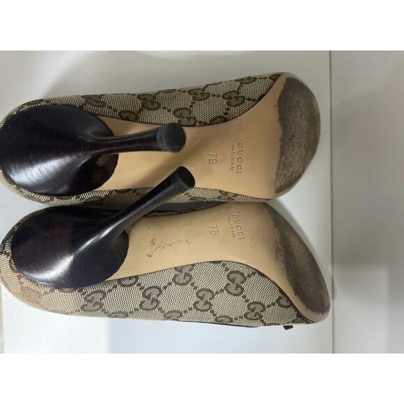 Gucci Monogram Canvas Peep Toe Heels with Signature Web Bow Size 7 - Picture 2 of 5